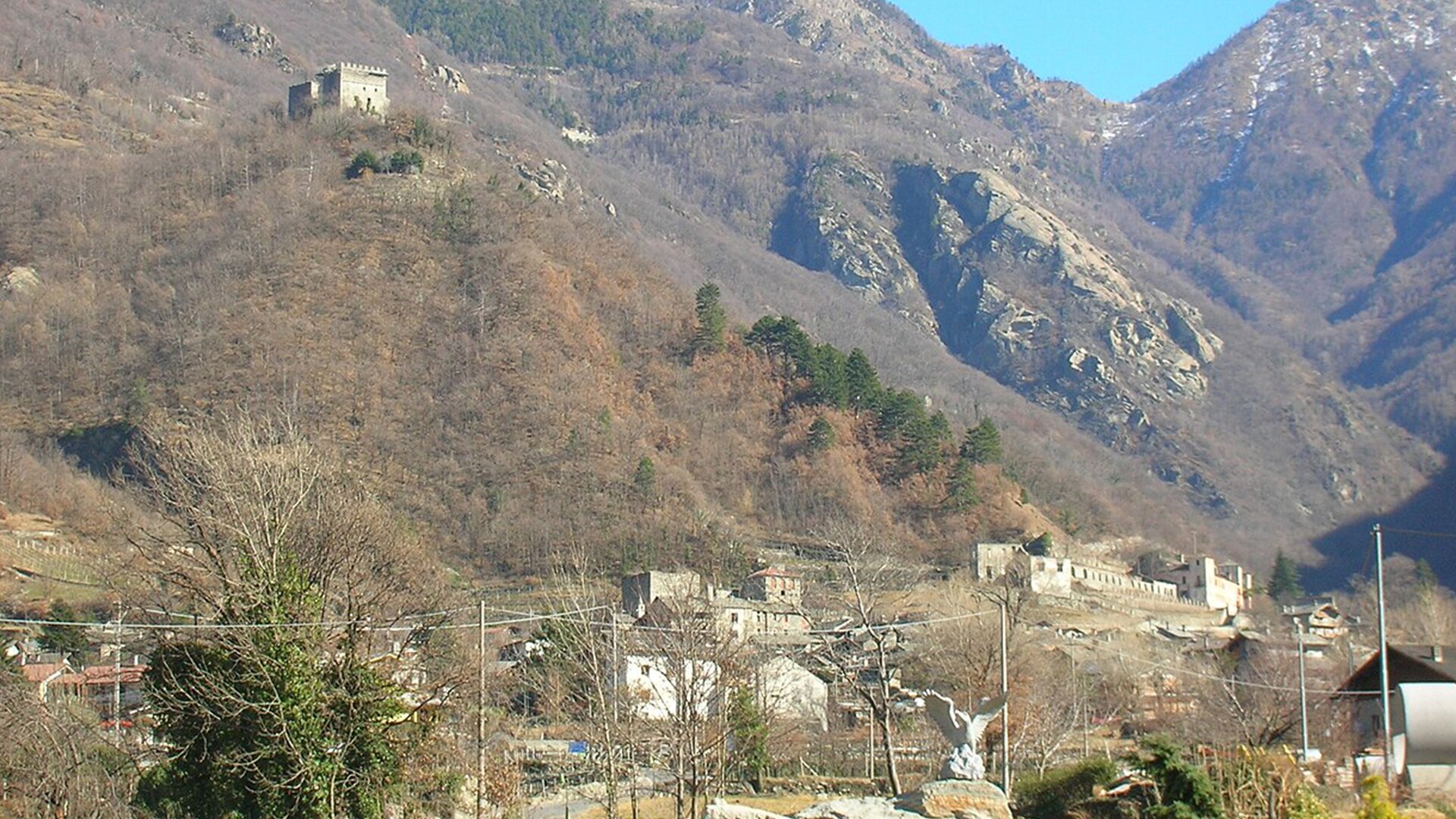 Arnad
