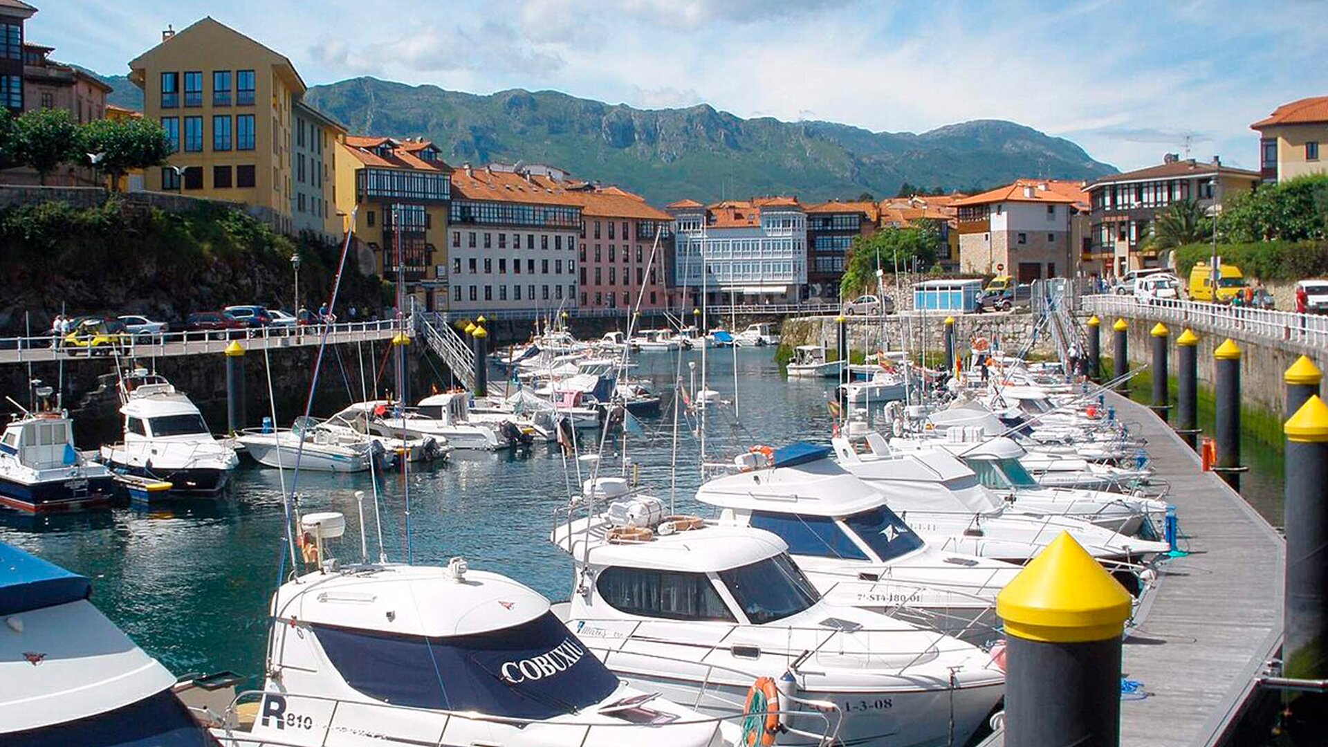 Llanes