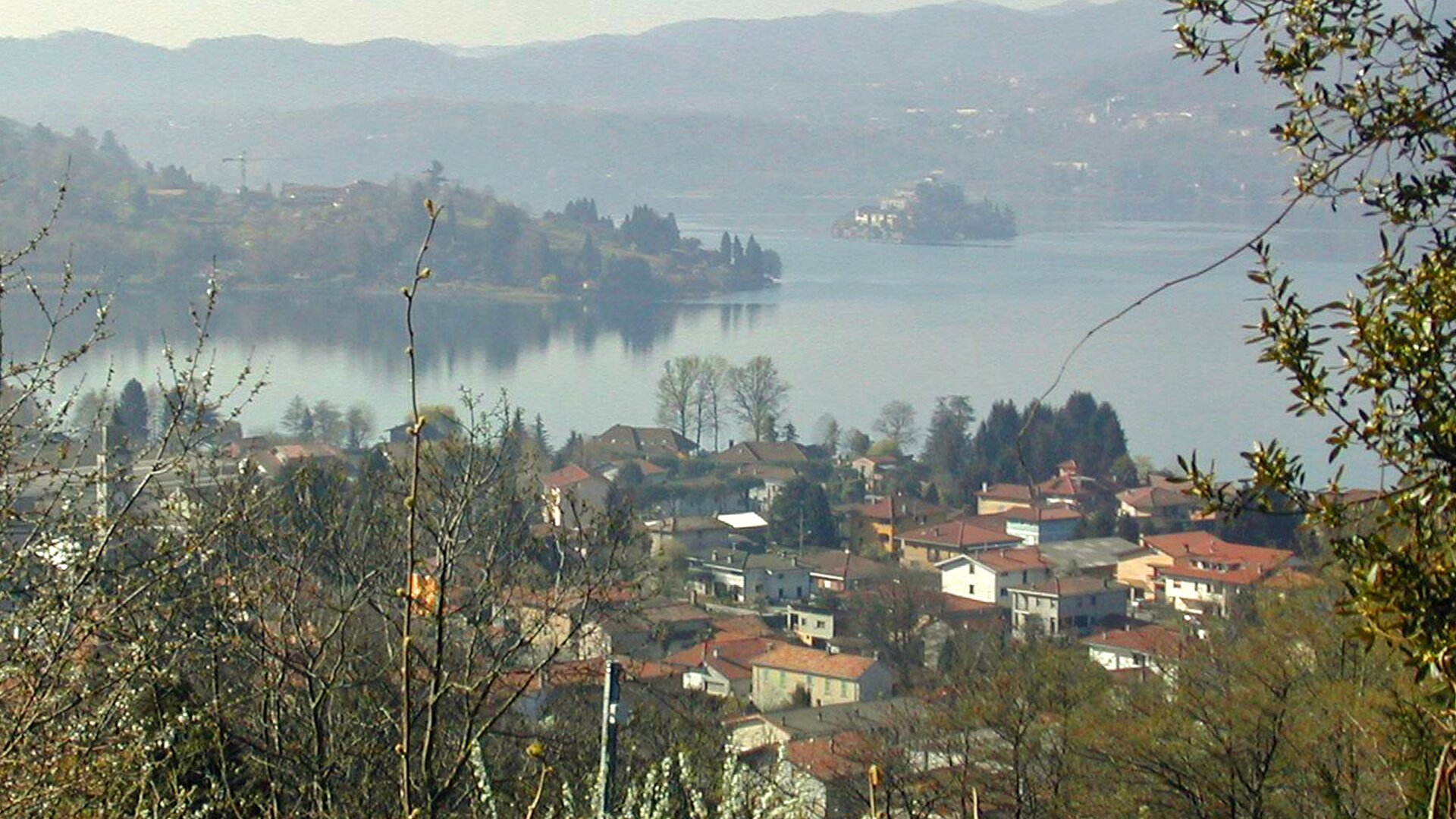Pettenasco