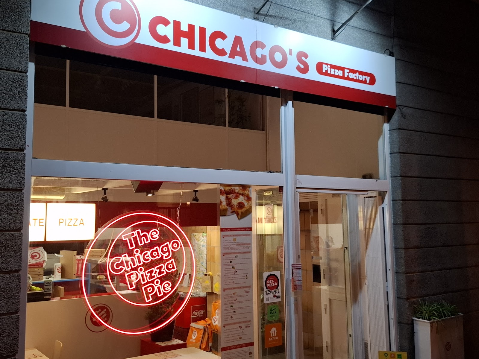 CHICAGO'S PIZZA FACTORY